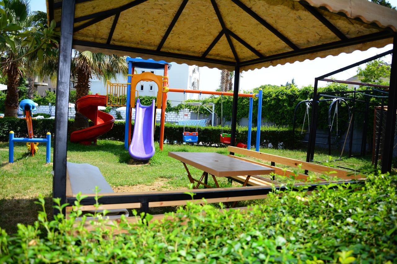 Andros Family Club Aparthotel Side Bagian luar foto